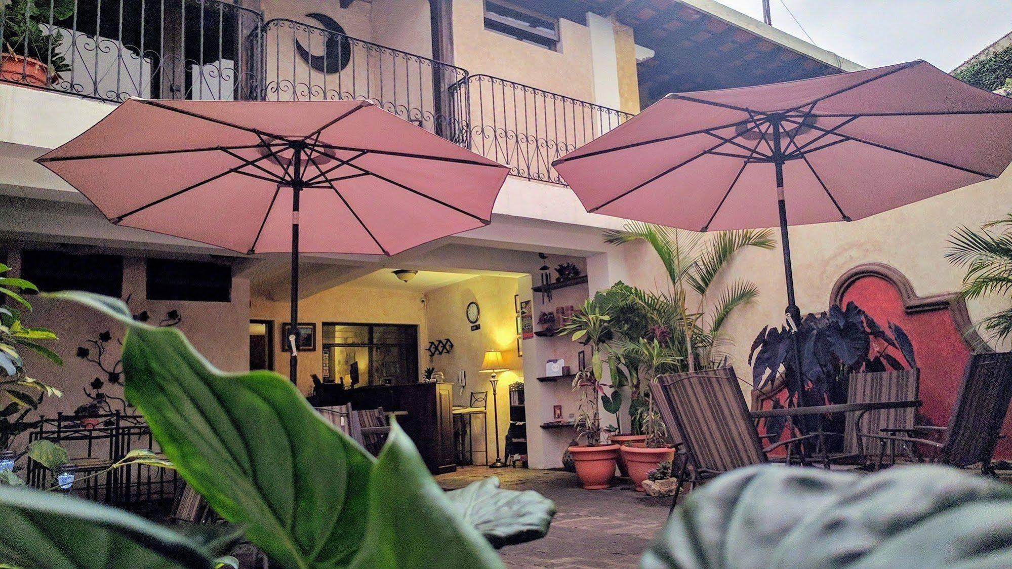 Hotel Posada De La Luna Antigua Zewnętrze zdjęcie