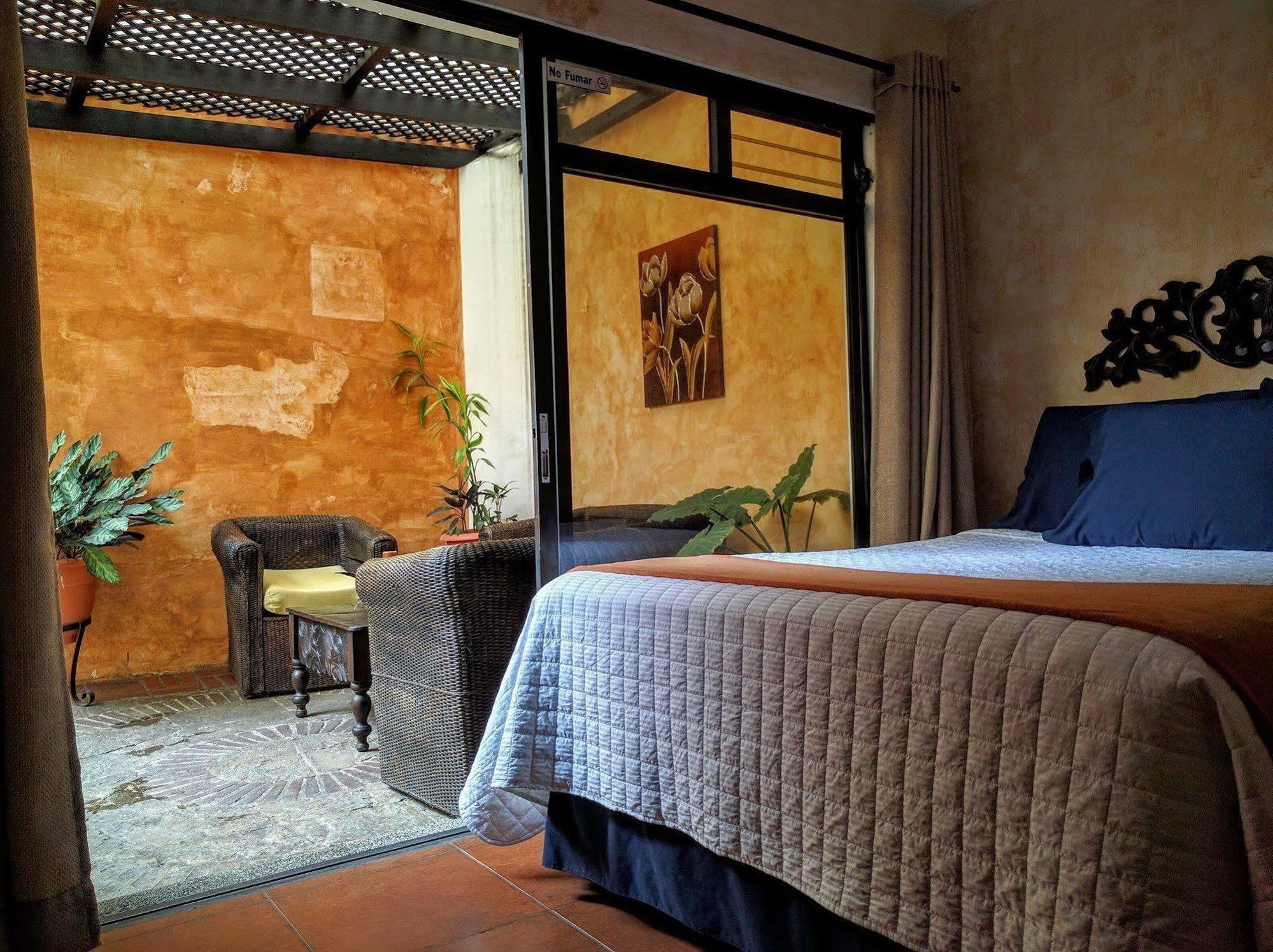 Hotel Posada De La Luna Antigua Zewnętrze zdjęcie