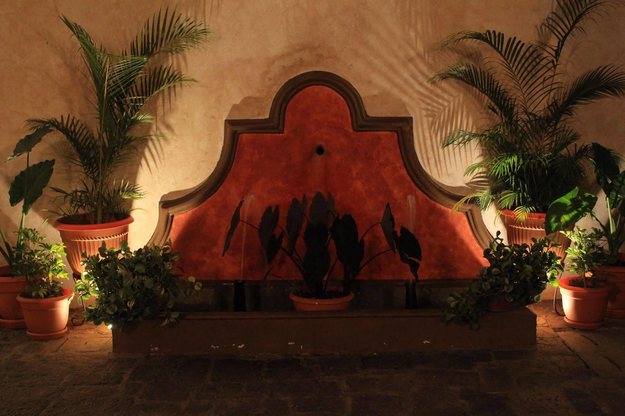 Hotel Posada De La Luna Antigua Zewnętrze zdjęcie